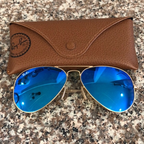 Ray-Ban Accessories - Ray-Ban aviator sunglasses